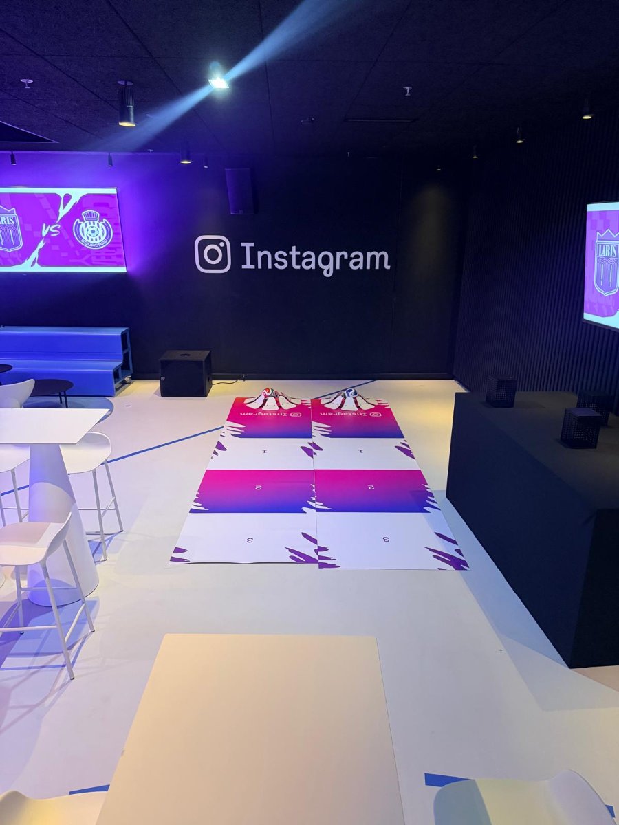 Loge Instagram, Adidas Arena — 3