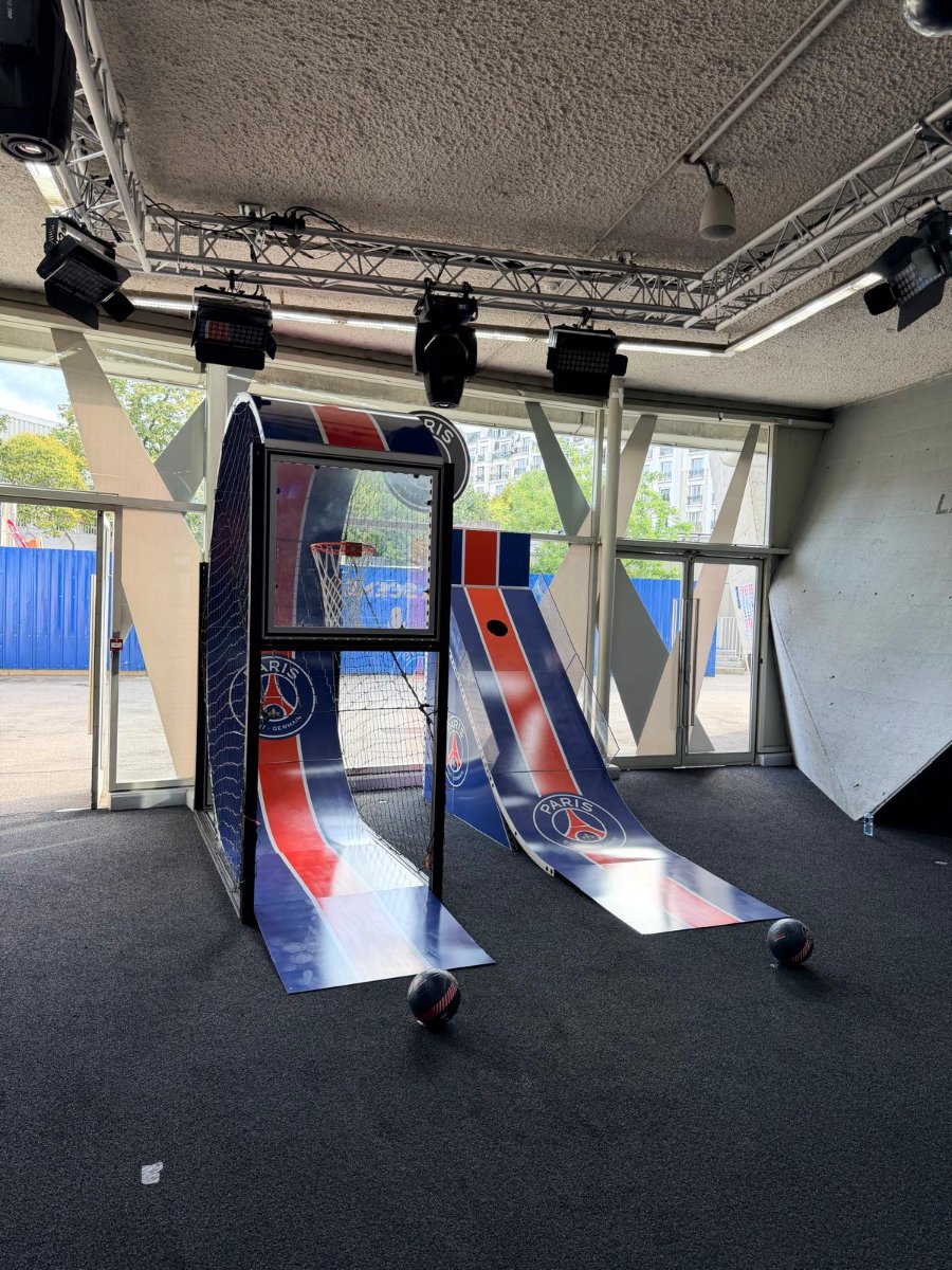 Dispositif au Parc des Princes — 2